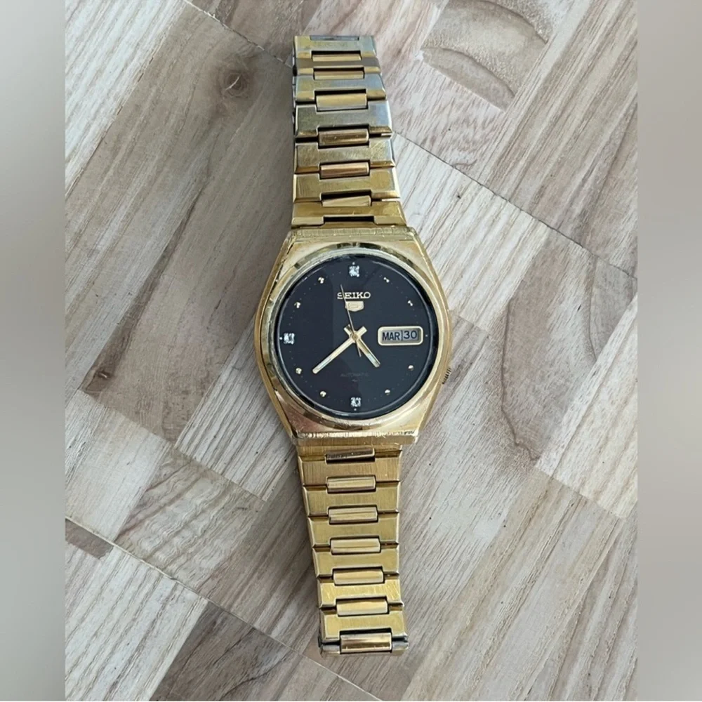Seiko 5 Automatic Rare Vintage Men’s Watch Diamonds Burgundy Dial Gold Plated